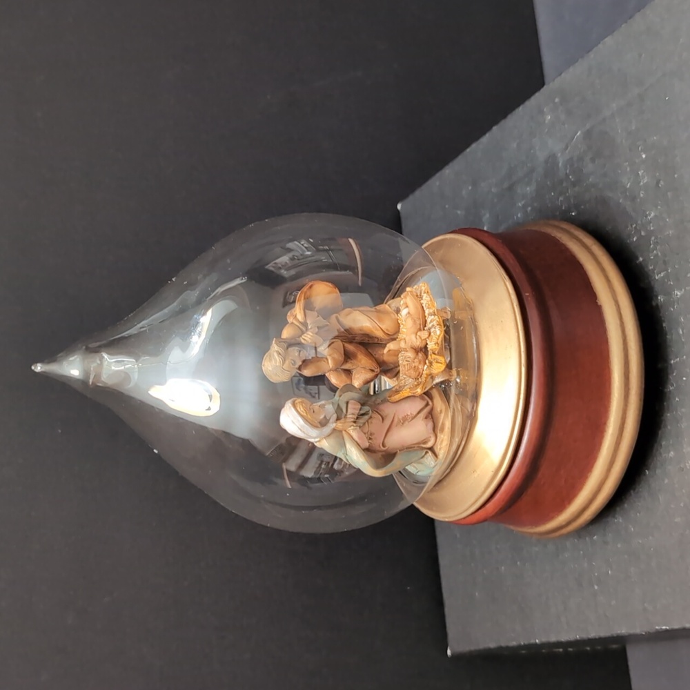 Fontanini Roman Nativity Scene Glass Dome with Wooden Base Music Box